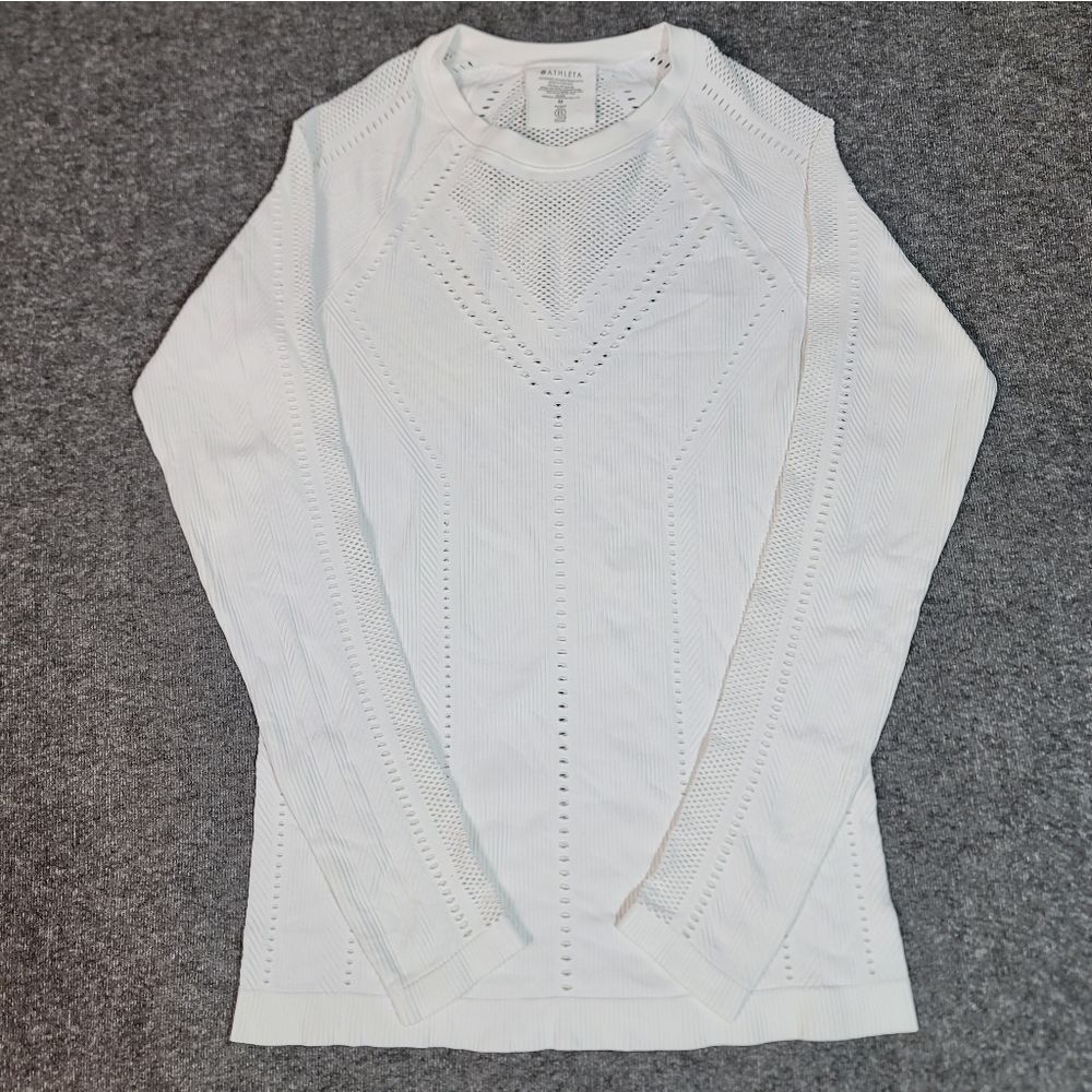 Athleta Oxygen Seamless Long Sleeve White Top Women’s M Breathable Mesh